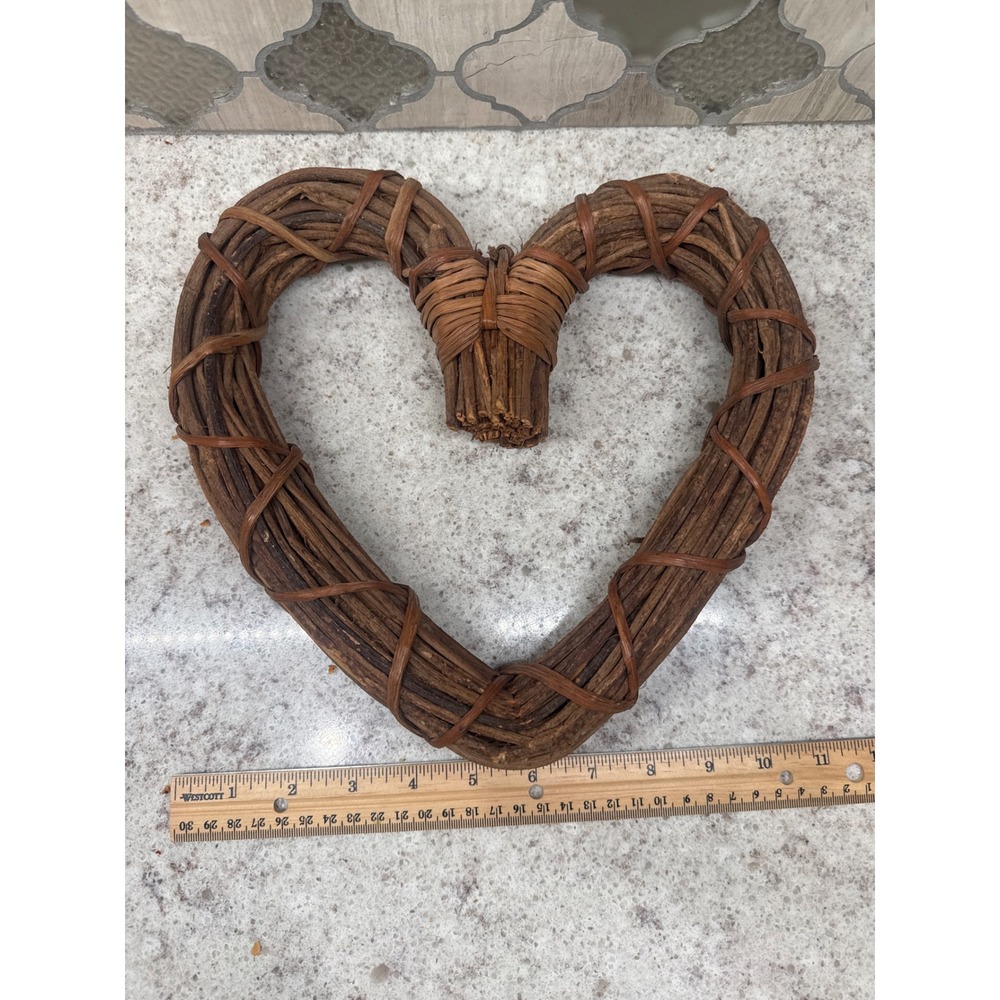 Rustic Natural Grapevine‎ Heart Wreath Farmhouse Wall Decor Brown Twig 11 Inch